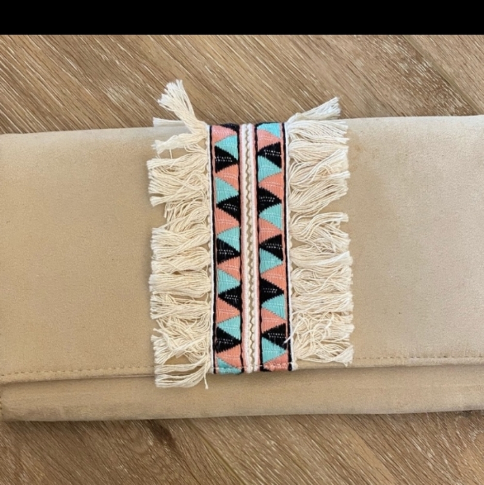 Boho purse super cute for everyday day or night!! - Picture 1 of 5